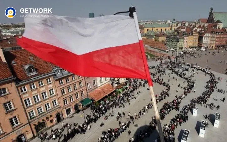 Polshada qonuniy ish: Oyiga 3000 yevrogacha (12 000 PLN) maosh to'lanadigan vakansiyalar